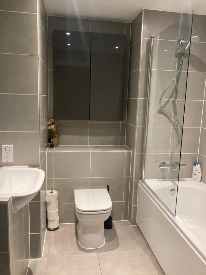 Canal View 1 Bed Apartment In Zone 1 伦敦 外观 照片